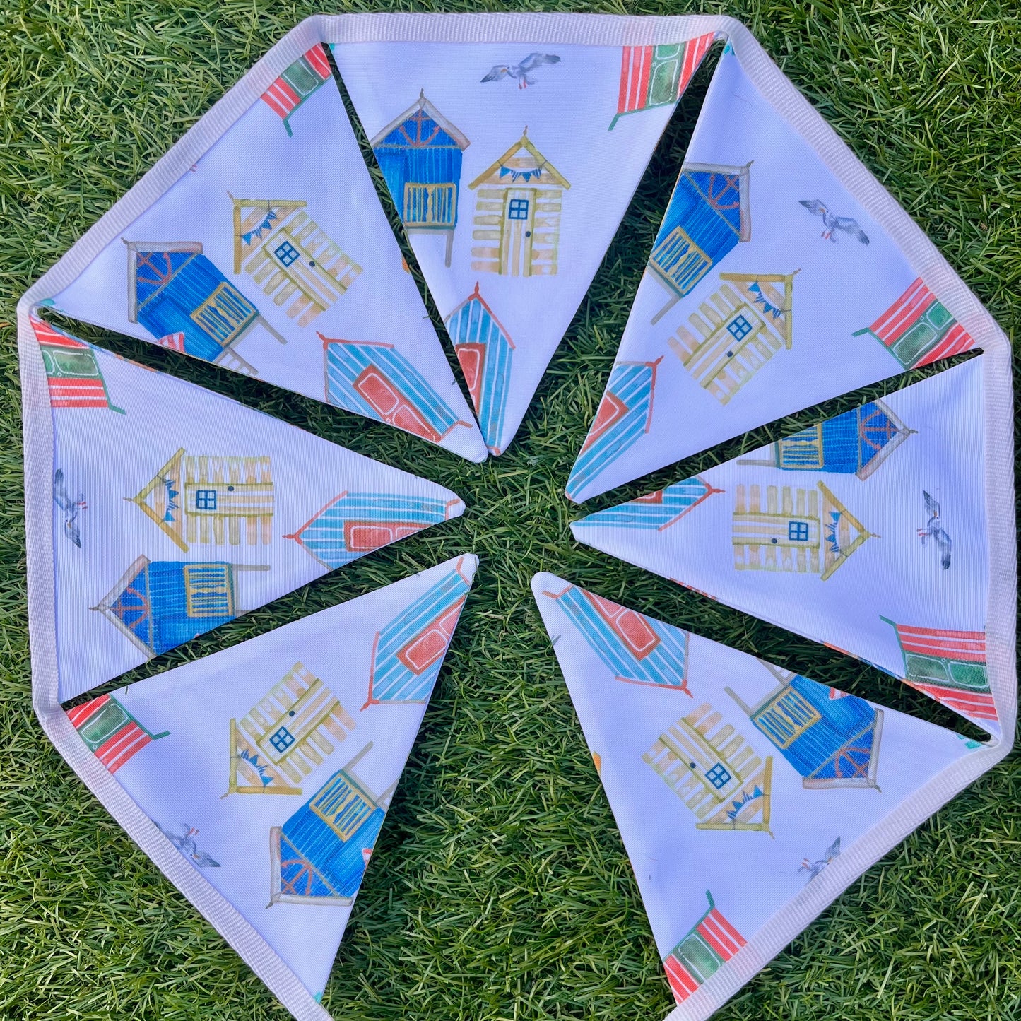 Outdoor bunting - Beach Hut