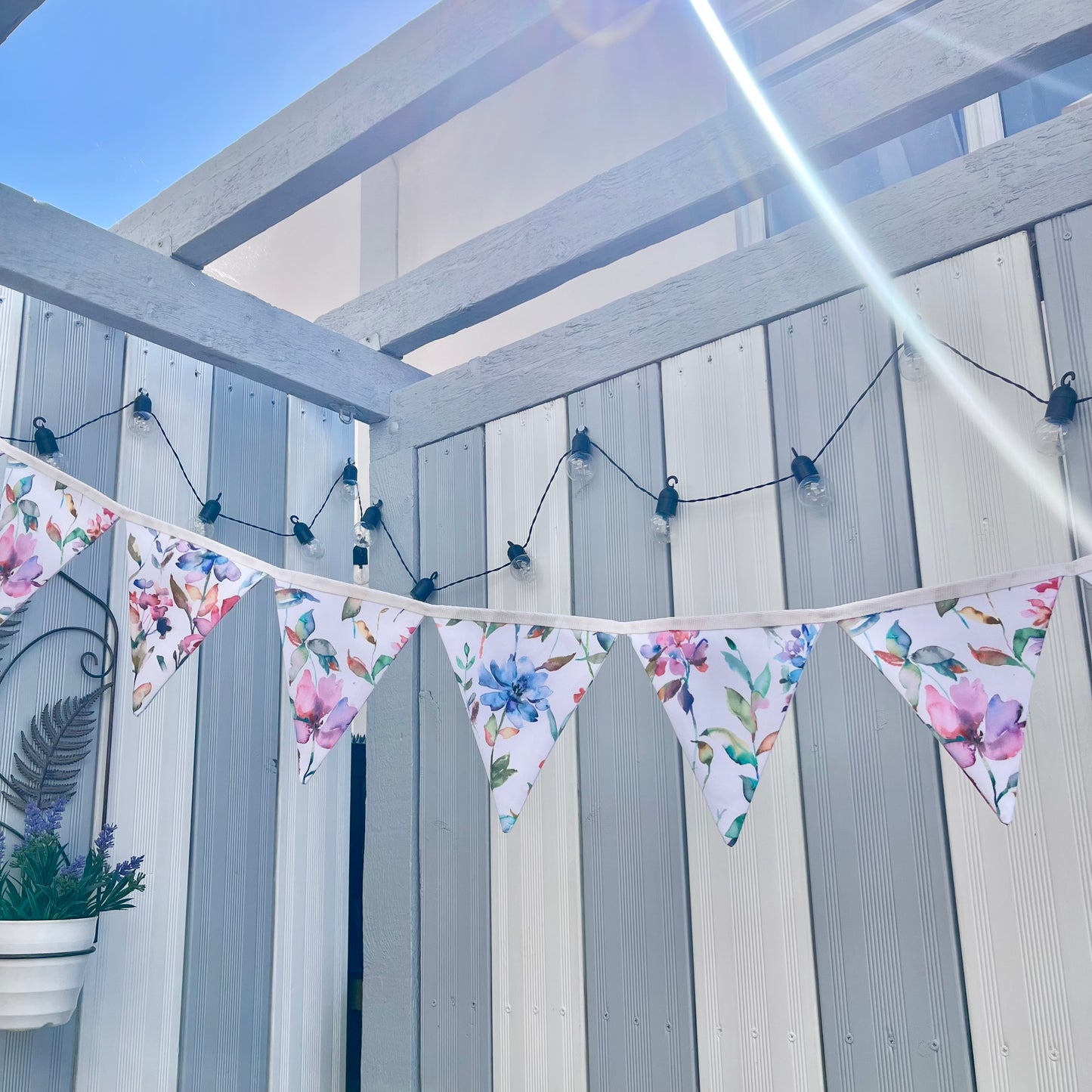Outdoor bunting - Multi Floral