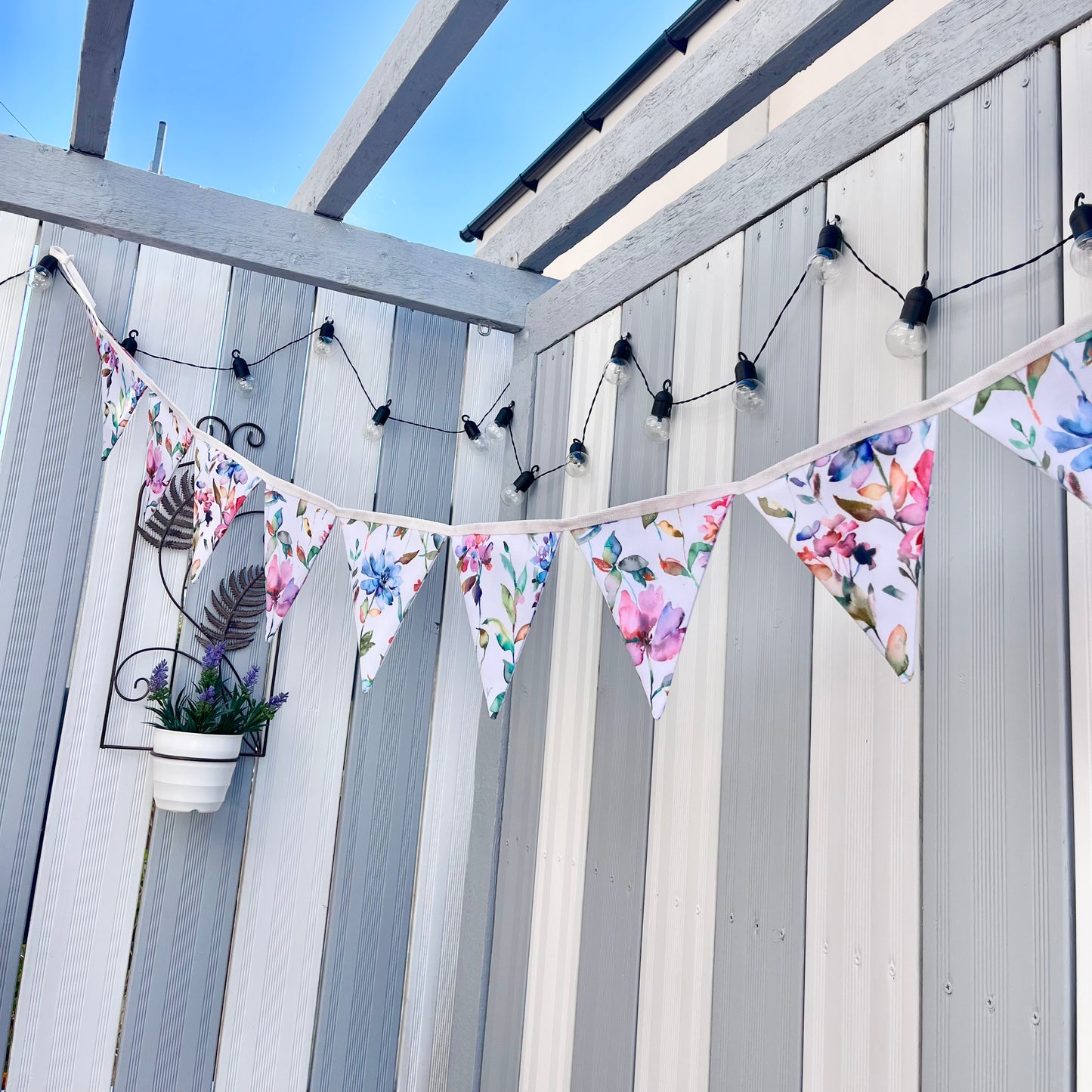 Outdoor bunting - Multi Floral