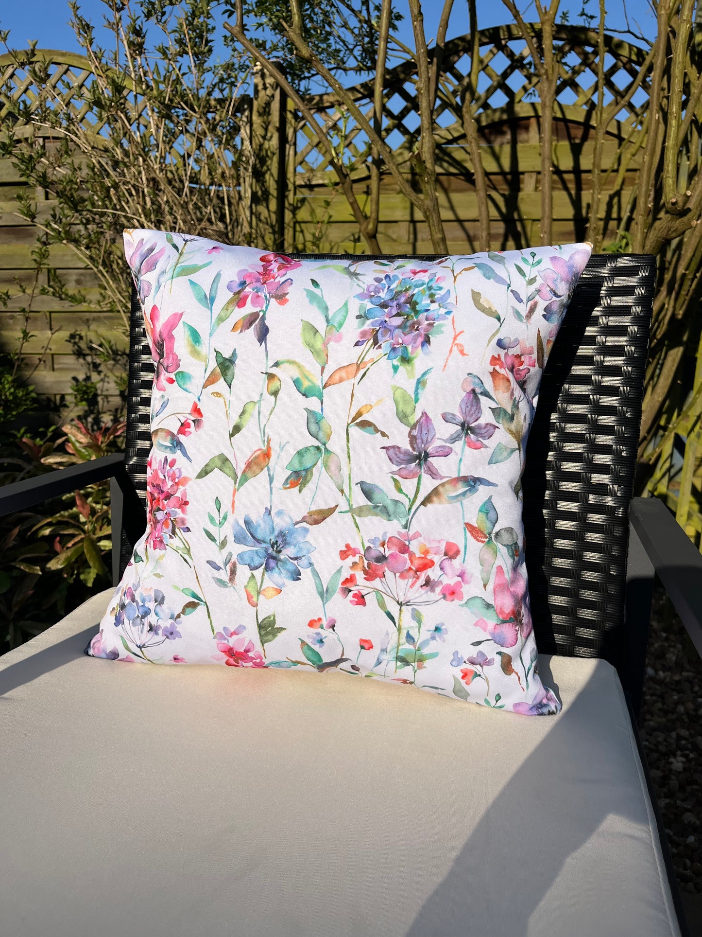 Outdoor cushion - Multi Floral