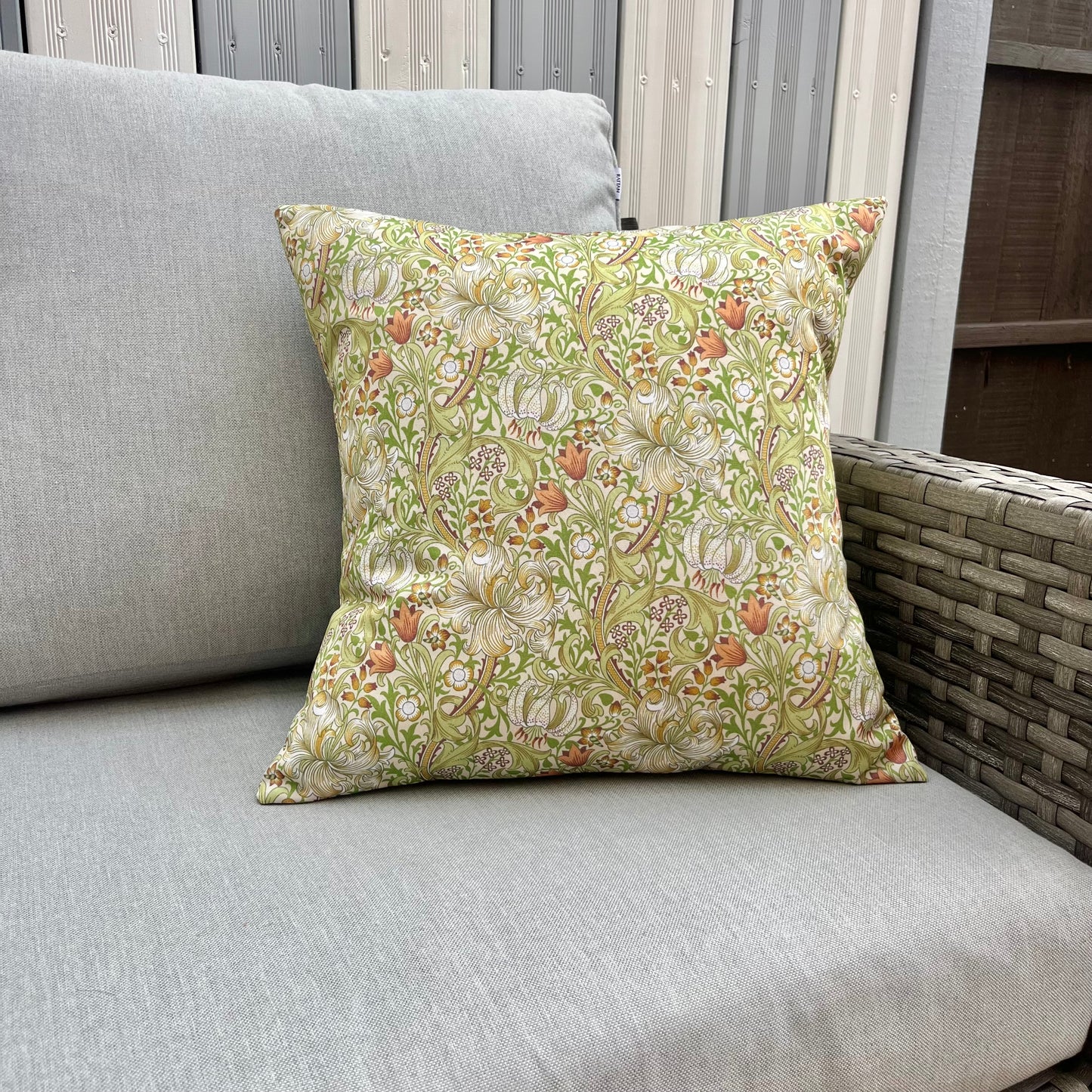 Outdoor cushion - Golden Lily