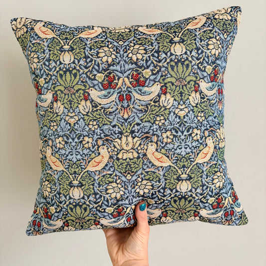 William Morris - Strawberry Thief Cushion