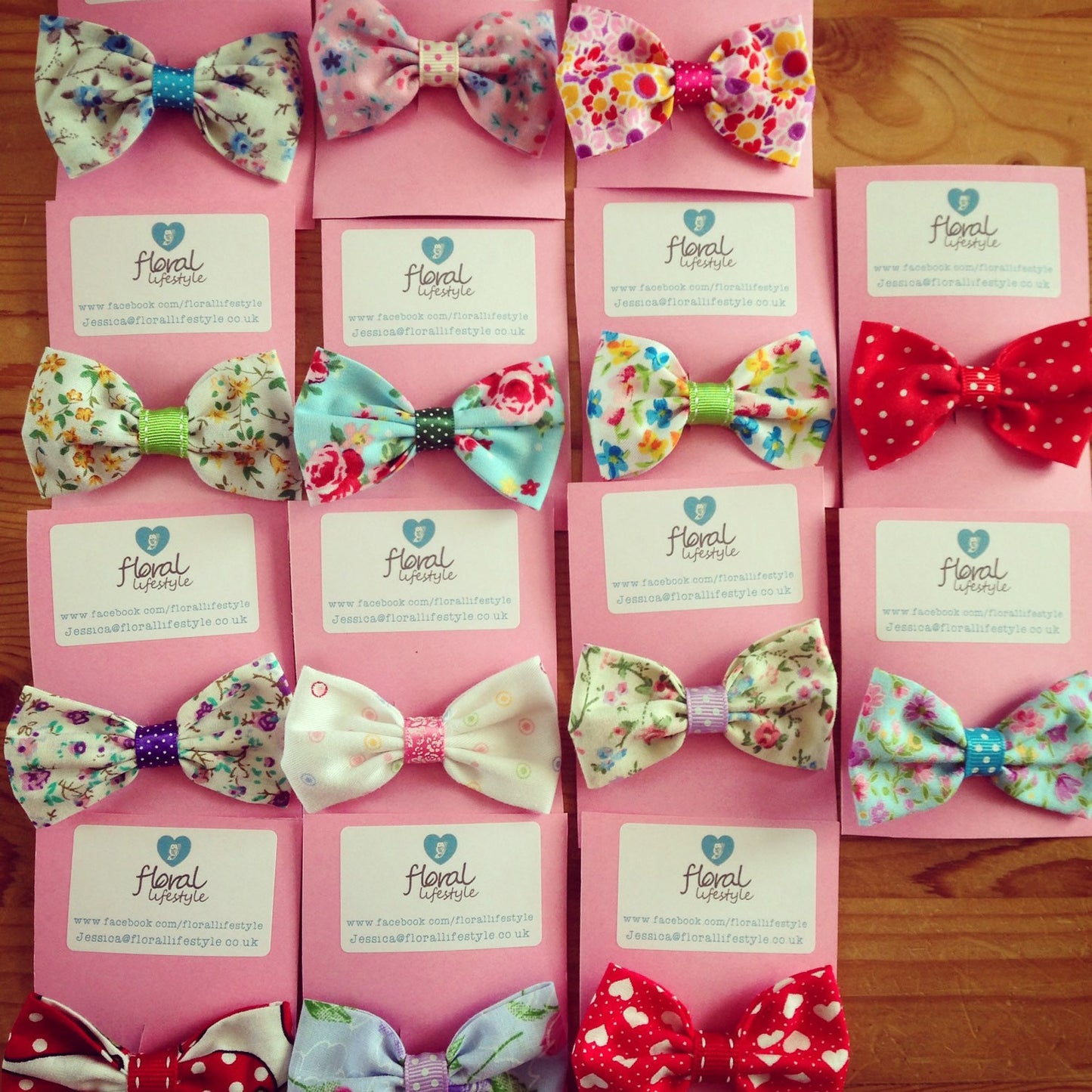 Small Hair Bows - Perfect for party bags!